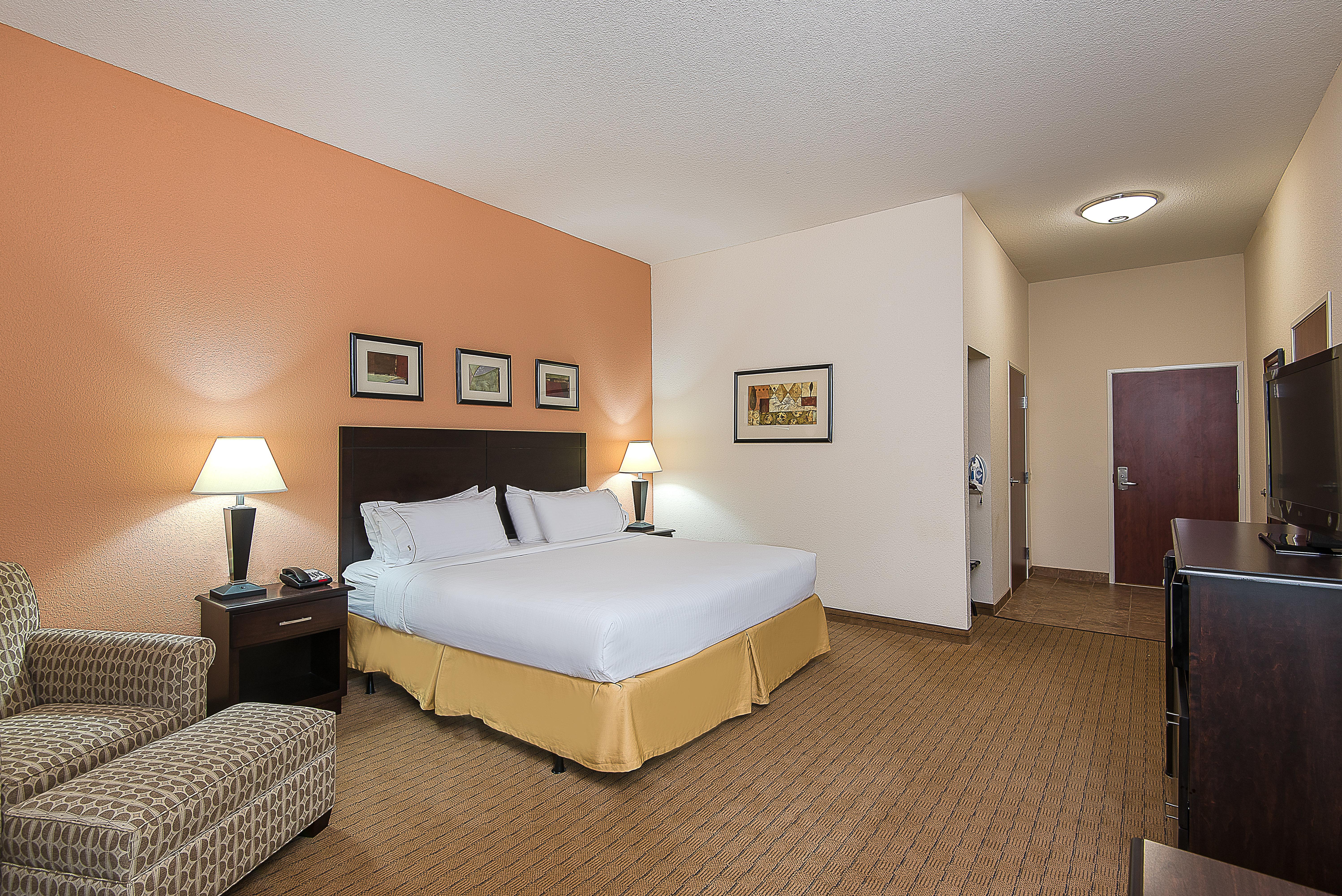 Holiday Inn Express And Suites Lafayette East By Ihg Bagian luar foto