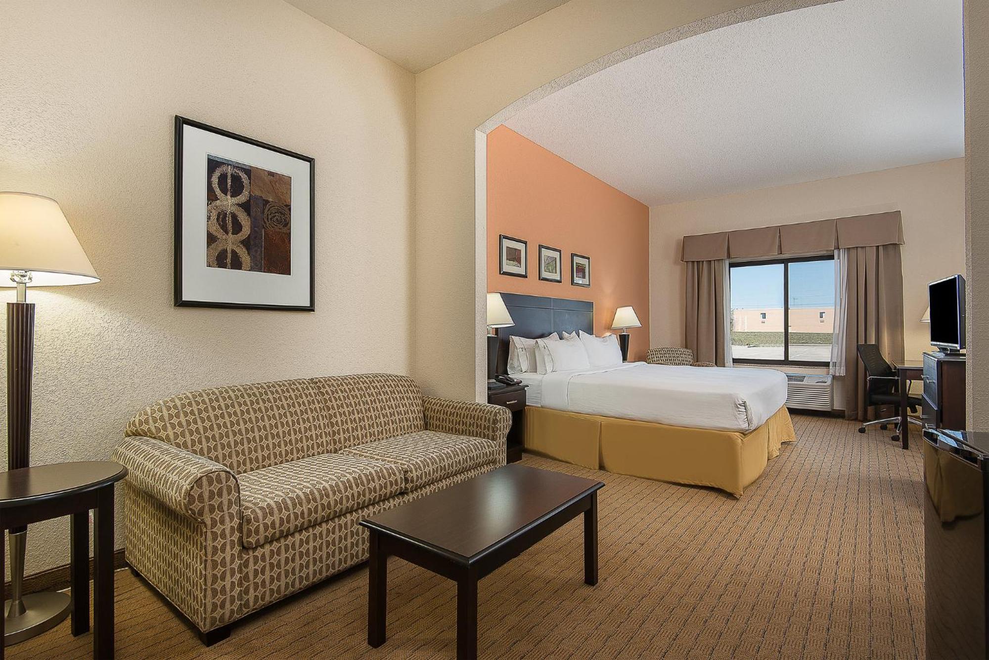 Holiday Inn Express And Suites Lafayette East By Ihg Bagian luar foto